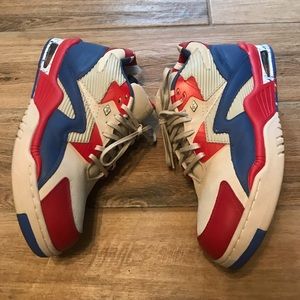 Vintage British Knights Union Doc